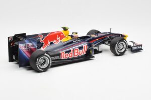 Red Bull RB6 #7 M. Webber Red Bull Racing Showcar 2010 Minichamps 1:18 150100076-R1 Pressofusione — immagine 2 di 6
