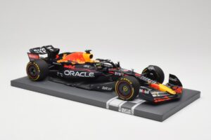 Oracle Red Bull Racing RB18 #33 M. Verstappen Mexican GP 2022 Minichamps 1:18 113222001 Resina — immagine 4 di 7