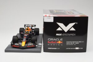 Oracle Red Bull Racing RB18 #33 M. Verstappen Mexican GP 2022 Minichamps 1:18 113222001 Resina — immagine 6 di 7