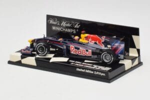 Red Bull Racing Renault RB5 #14 M. Webber Race Car 2009 Minichamps 1:43 400090114 Pressofusione — immagine 3 di 5