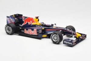 Red Bull Racing Renault RB5 #5 S. Vettel Showcar 2010 Minichamps 1:18 153100175 Pressofusione — immagine 4 di 6