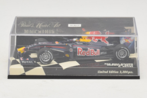 Red Bull Racing RB6 S. Vettel F1 Showcar 2010 Minichamps 1:43 400100075 Pressofusione — immagine 5 di 5