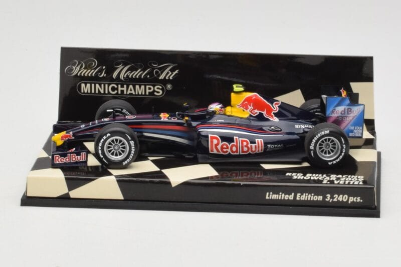 Red Bull Racing Renault RB5 #15 S. Vettel Showcar 2009 Minichamps 1:43 400090085 Pressofusione