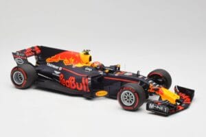 Red Bull Racing RB13 Tag Heuer #33 M. Verstappen Australian GP 2017 Minichamps 1:18 110170033 Resina — immagine 4 di 7
