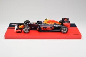 Red Bull RB12 #33 M. Verstappen Spain GP Winner 2016 Minichamps 1:18 147160533 Pressofusione