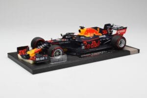 Red Bull RB15 #33 M. Verstappen Brazil GP Winner 2019 Minichamps 1:18 113191933 Pressofusione — immagine 2 di 7