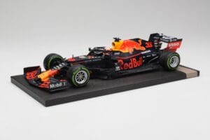 Red Bull RB15 #33 M. Verstappen German GP Winner Wet 2019 Minichamps 1:18 113191133 Pressofusione — immagine 2 di 7