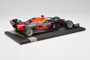 Red Bull RB15 #33 M. Verstappen German GP Winner Wet 2019 Minichamps 1:18 113191133 Pressofusione — immagine 3 di 7