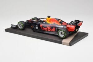 Red Bull RB15 #33 M. Verstappen German GP Winner Wet 2019 Minichamps 1:18 113191133 Pressofusione — immagine 5 di 7
