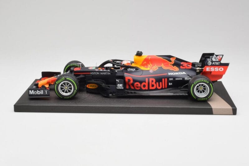 Red Bull RB15 #33 M. Verstappen German GP Winner Wet 2019 Minichamps 1:18 113191133 Pressofusione