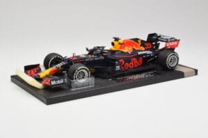 Red Bull RB16 #33 M. Verstappen Abu Dhabi GP Winner 2020 Minichamps 1:18 113201733 Pressofusione — immagine 2 di 6