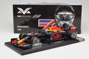 Red Bull RB16 #33 M. Verstappen Red Bull Racing 70th Anniversary GP Winner 2020 Minichamps 1:18 113200533-M1 Resina — immagine 7 di 7