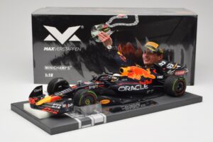 Red Bull RB18 #1 M. Verstappen Emilia Romagna GP 2022 Winner Minichamps 1:18 113220401 Resina — immagine 7 di 7