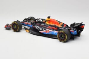 Red Bull RB19 #11 S. Perez Austin GP 2023 Minichamps 1:18 110231911 Pressofusione — immagine 5 di 6