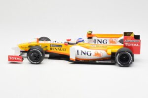 Renault F1 Team R29 #10 R. Grosjean F1 2009 Minichamps 1:18 150090108 Pressofusione — immagine 3 di 6
