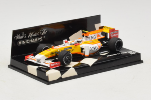 Renault R29 #8 N. Piquet Jr. F1 2009 Minichamps 1:43 400090008 Pressofusione — immagine 2 di 5