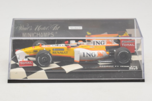 Renault R29 #8 N. Piquet Jr. F1 2009 Minichamps 1:43 400090008 Pressofusione — immagine 4 di 5