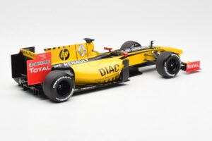 Renault R30 R. Kubica / V. Petrov F1 Showcar 2010 Minichamps 1:18 7711428831 Pressofusione — immagine 2 di 6