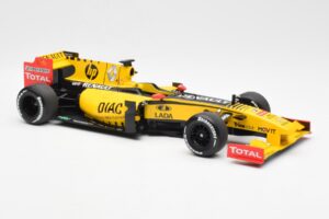 Renault R30 R. Kubica / V. Petrov F1 Showcar 2010 Minichamps 1:18 7711428831 Pressofusione — immagine 4 di 6