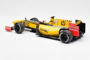 Renault R30 R. Kubica / V. Petrov F1 Showcar 2010 Minichamps 1:18 7711428831 Pressofusione — immagine 5 di 6