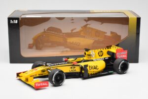 Renault R30 R. Kubica / V. Petrov F1 Showcar 2010 Minichamps 1:18 7711428831 Pressofusione — immagine 6 di 6