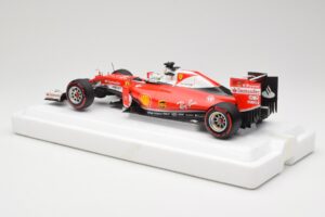 Scuderia Ferrari SF16-H #5 S. Vettel Italian GP 2016 BBR 1:18 BBR181625 Pressofusione — immagine 5 di 7