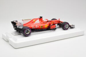 Scuderia Ferrari SF70H #5 S. Vettel Winner Australian GP 2017 BBR 1:18 BBR181705 Pressofusione — immagine 2 di 7