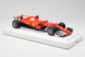 Scuderia Ferrari SF70H #5 S. Vettel Winner Australian GP 2017 BBR 1:18 BBR181705 Pressofusione — immagine 4 di 7