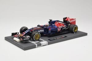 Scuderia Toro Rosso STR10 Renault #33 M. Verstappen Australian GP 2015 Minichamps 1:18 117150033 Resina — immagine 2 di 7