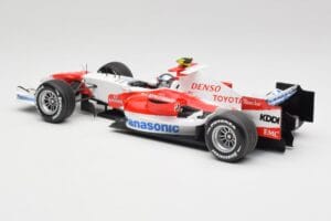 Toyota TF107 #12 J. Trulli F1 Launch Livery 2007 Minichamps 1:18 AM601321 Pressofusione — immagine 5 di 6