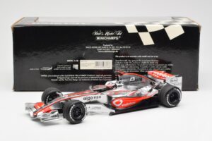 McLaren MP4-22 Mercedes #1 F. Alonso Showcar 2007 Minichamps 1:18 533071871 Pressofusione — immagine 6 di 6