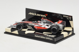 McLaren MP4-22 Mercedes #1 F. Alonso Vodafone McLaren Showcar F1 2007 Minichamps 1:43 530074371 Pressofusione — immagine 3 di 5