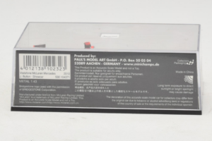 Vodafone McLaren Mercedes MP4-25 J. Button F1 Showcar 2010 Minichamps 1:43 530104371 Pressofusione — immagine 4 di 5