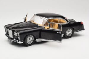 Facel Vega HK500 Nero Sun Star 1:18 3751 Pressofusione — immagine 2 di 8