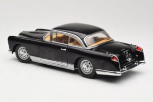 Facel Vega HK500 Nero Sun Star 1:18 3751 Pressofusione — immagine 7 di 8