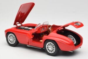 Ferrari 125 S Rosso Hot Wheels 1:18 L2954 Pressofusione — immagine 5 di 8