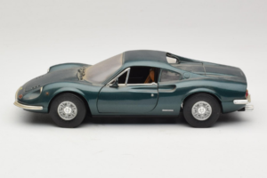 Ferrari 246 GT Dino Verde Anson 1:18 30359 Pressofusione — immagine 4 di 8