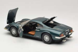 Ferrari 246 GT Dino Verde Anson 1:18 30359 Pressofusione — immagine 5 di 8