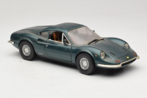 Ferrari 246 GT Dino Verde Anson 1:18 30359 Pressofusione — immagine 6 di 8