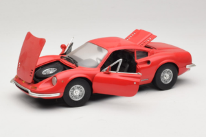 Ferrari Dino 246 GT Rosso Anson 1:18 303597 Pressofusione — immagine 2 di 8
