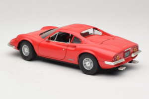 Ferrari Dino 246 GT Rosso Anson 1:18 303597 Pressofusione — immagine 7 di 8