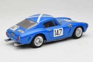 Ferrari 250 GT Berlinette #147 Blu Jouef Evolution 1:18 3023 Pressofusione — immagine 3 di 8