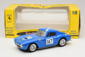 Ferrari 250 GT Berlinette #147 Blu Jouef Evolution 1:18 3023 Pressofusione — immagine 8 di 8