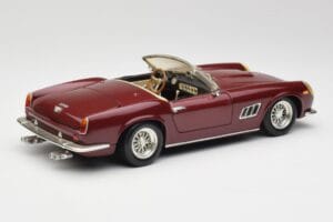 Ferrari 250 GT California Rosso Hot Wheels 1:18 3401158 Pressofusione — immagine 3 di 8