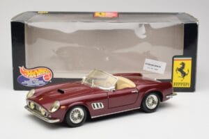 Ferrari 250 GT California Rosso Hot Wheels 1:18 3401158 Pressofusione — immagine 8 di 8