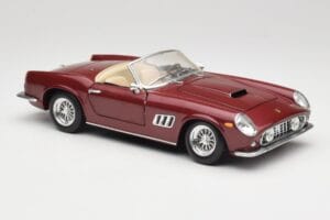 Ferrari 250 GT California Spider LWB Rosso Bordeaux Hot Wheels 1:18 25727 Pressofusione — immagine 6 di 8