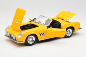 Ferrari 250 GT California Spider Giallo Hot Wheels 1:18 23905 Pressofusione — immagine 2 di 8