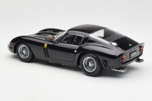 Ferrari 250 GTO Nero Kyosho 1:18 08431BK Pressofusione — immagine 7 di 8