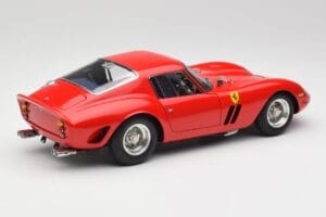Ferrari 250 GTO London Show Rosso CMC 1:18 M-256 Pressofusione — immagine 2 di 6