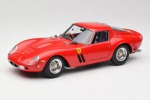 Ferrari 250 GTO London Show Rosso CMC 1:18 M-256 Pressofusione